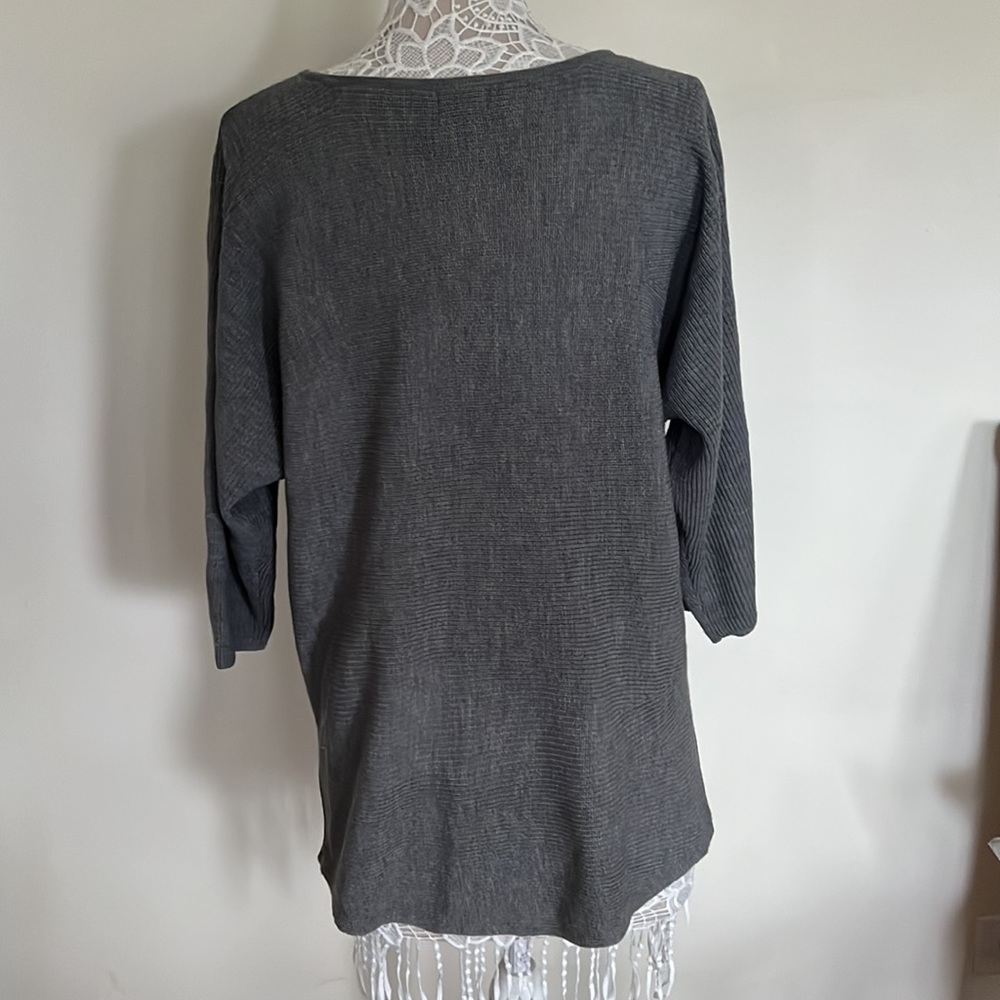 Gray Sweater - Picture 5 of 8